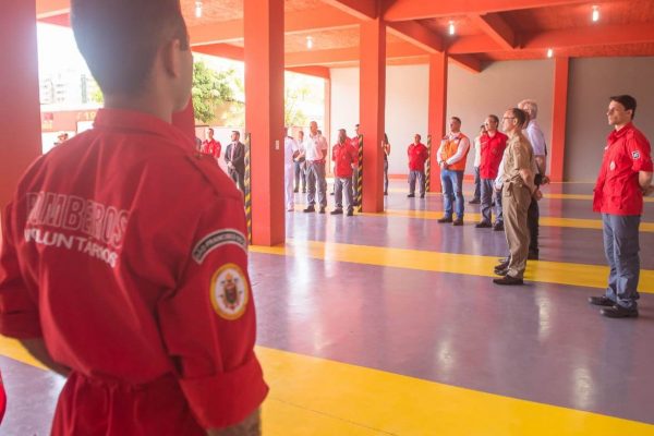 Bombeiros voluntários de São Francisco do Sul comemoram 42 anos com inauguração 0